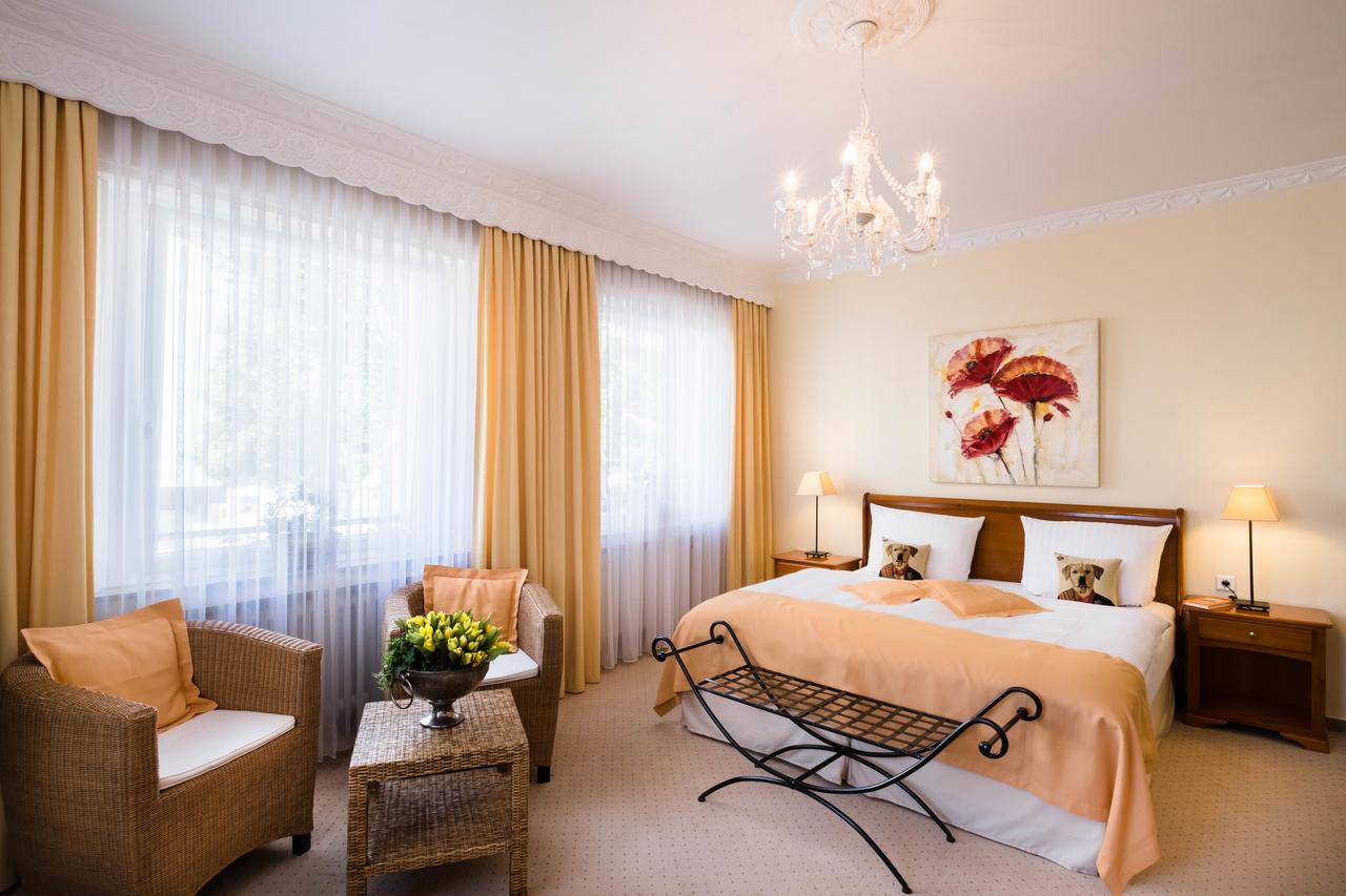 Hotel Zur Muehle Падерборн Екстериор снимка