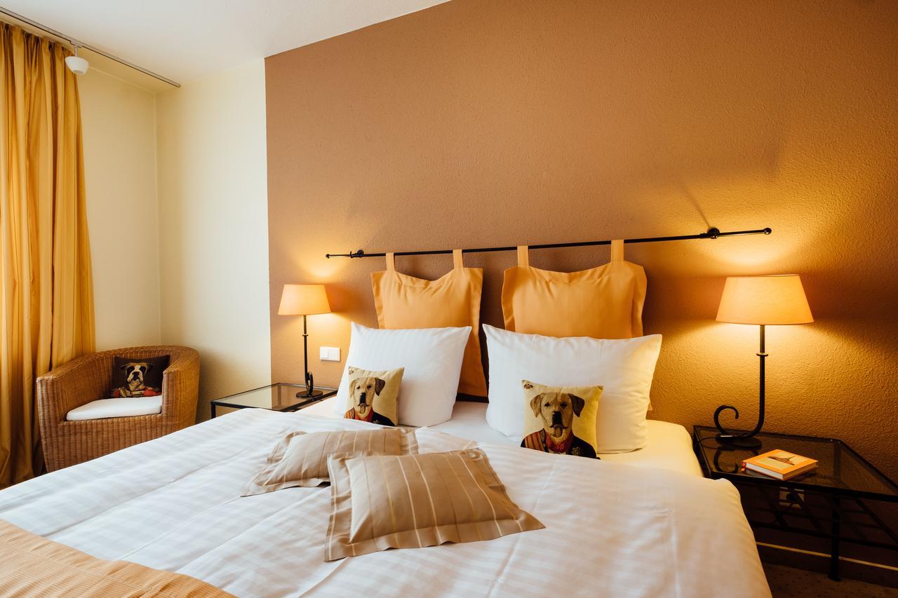 Hotel Zur Muehle Падерборн Екстериор снимка
