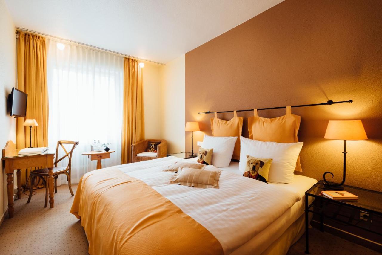 Hotel Zur Muehle Падерборн Екстериор снимка